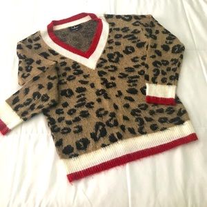 EUC Lulu’s cheeta print oversized sweater. Sz s/m